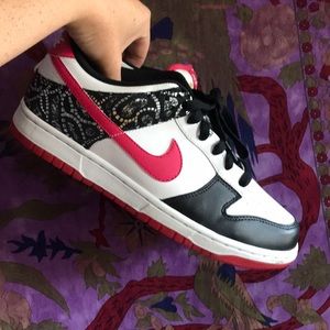 Nike Hot Pink and Black